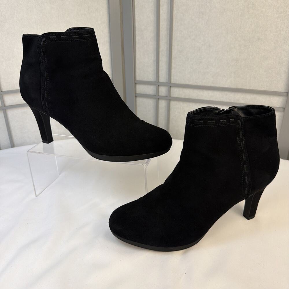 Clarks Collection Adriel Sadie Black High Heel Suede Booties Size 10M